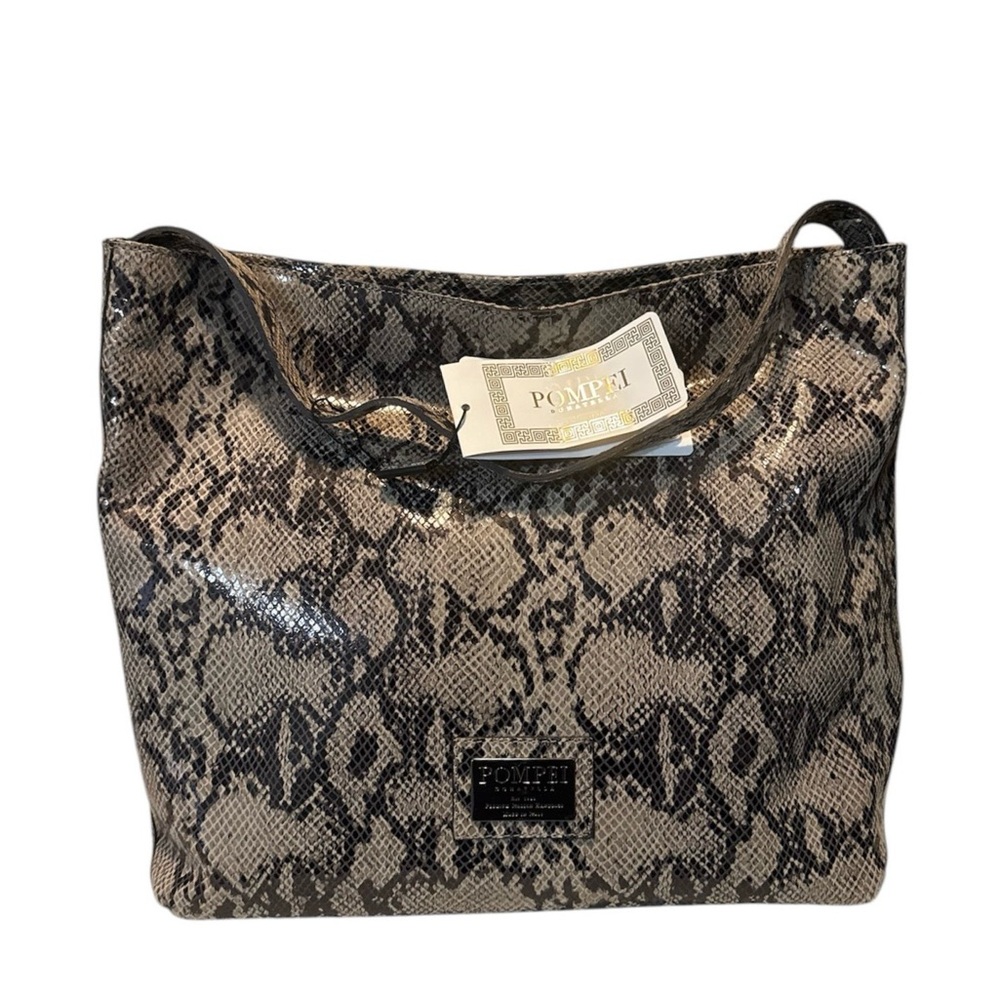 Pompei Donatella
BROWN LEATHER WOMEN SHOULDER
BAG
